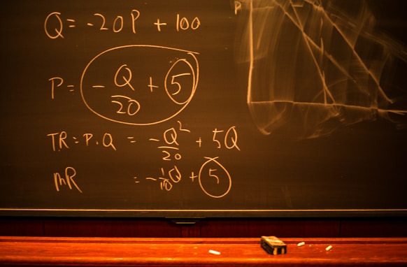 Introduction to Scientific Computing course image